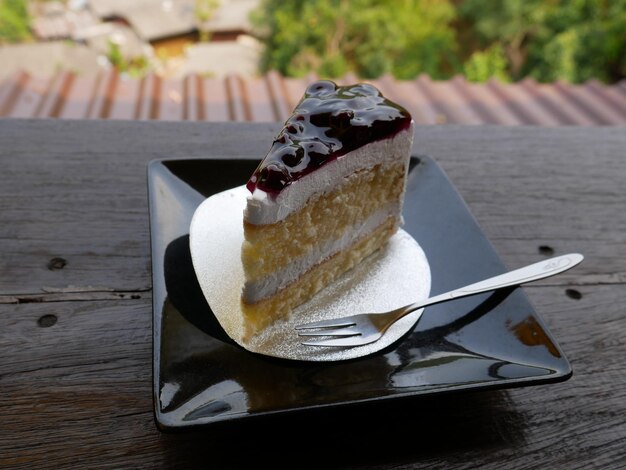 Foto nahaufnahme von kuchen auf dem tisch