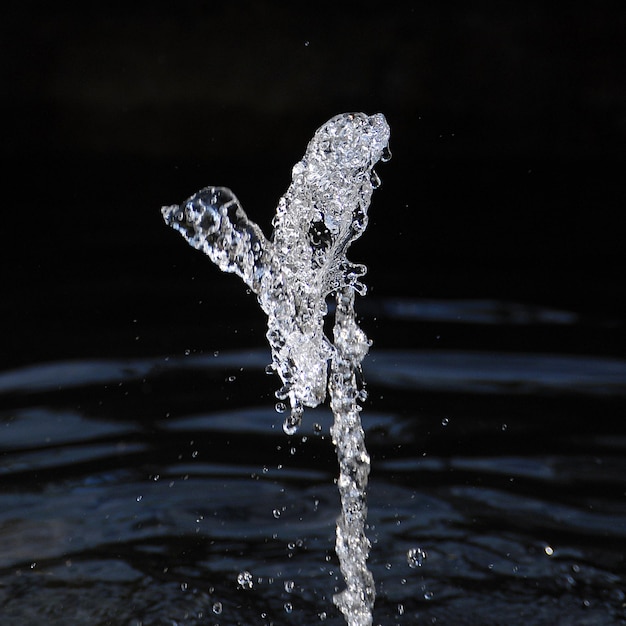 Foto nahaufnahme von spritzendem wasser