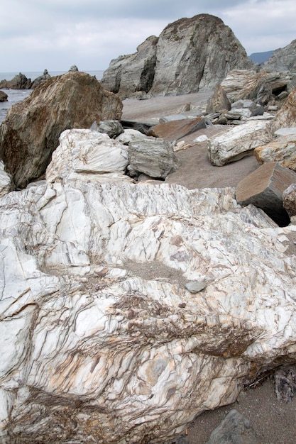Nahaufnahme von Stein am Strand von Carro, Galicien, Spanien