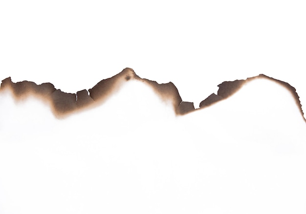 Nahaufnahme von weißem Papier vor klarem Himmel