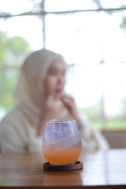 Nahaufnahmefoto der Limonade im Trinkglas