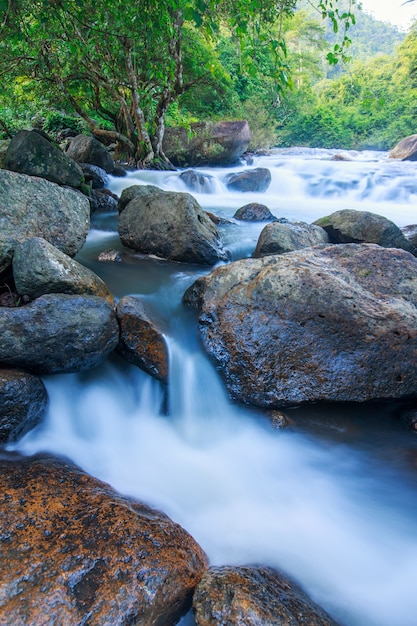 Nang Rong Wasserfall an Nakorn Nayok Provinz, Thailand