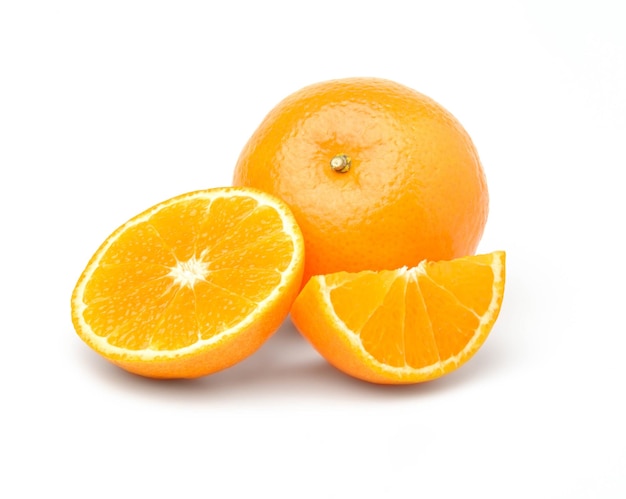 naranja aislado en el fondo blanco