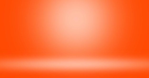 naranja infinito con reflectores en el escenario