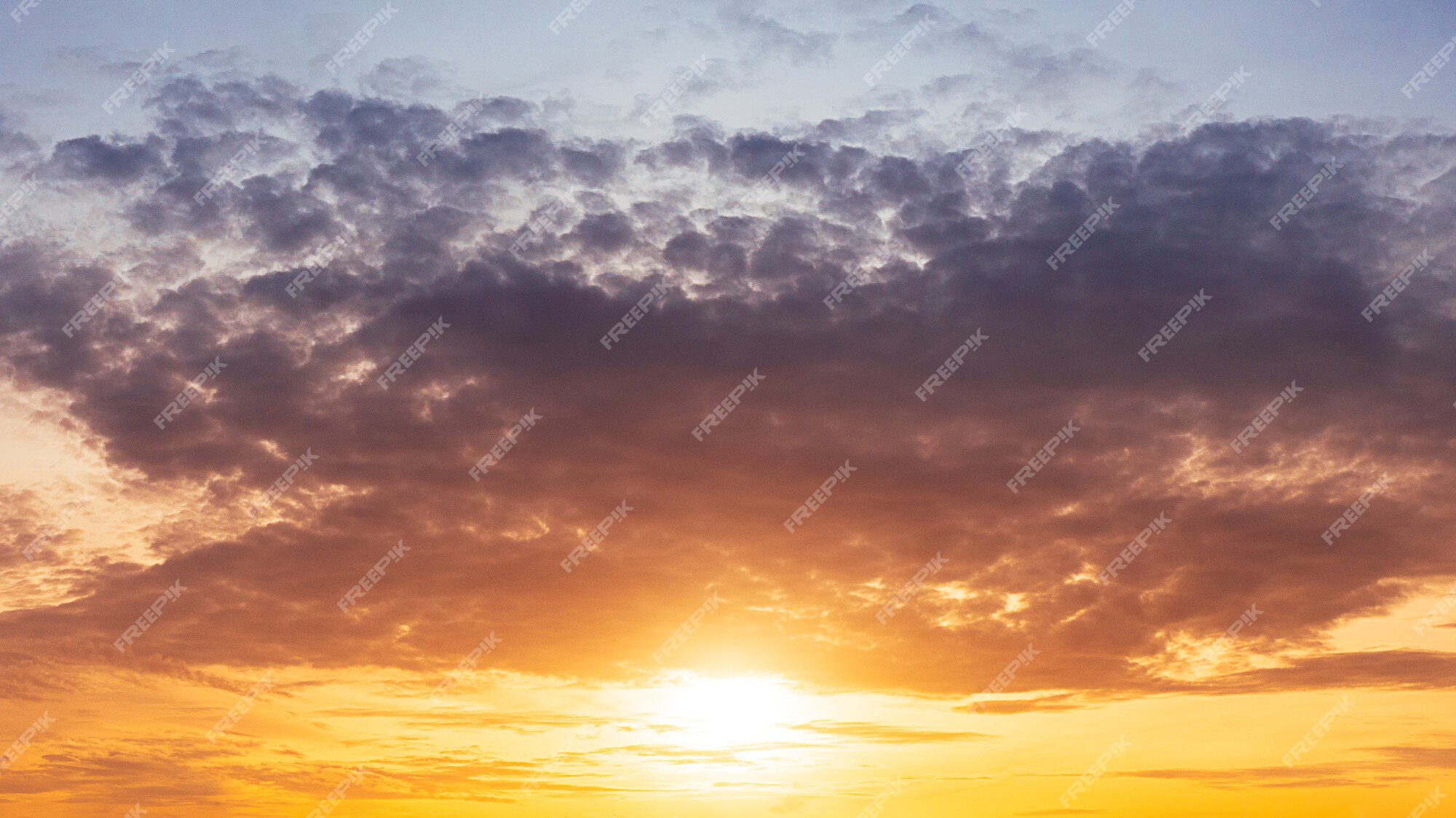 Mesmo com o dia nublado , faça o sol aparecer