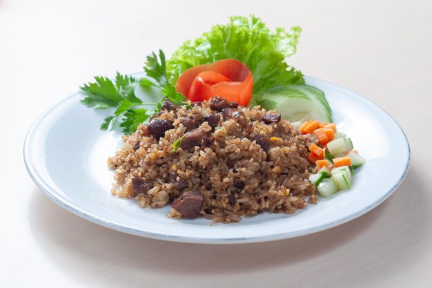 Nasi Goreng Kambing ou Arroz Frito de Cabra