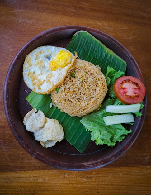 Nasi goreng o arroz frito es una comida indonesia.