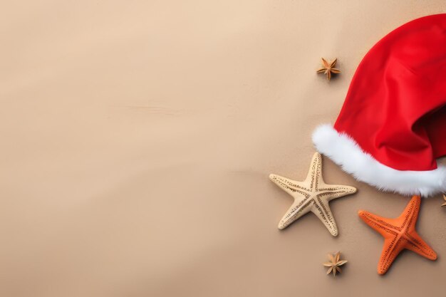 Foto natal coastal delight festive flat lay com santa hat e estrelas de mar em sandy beach