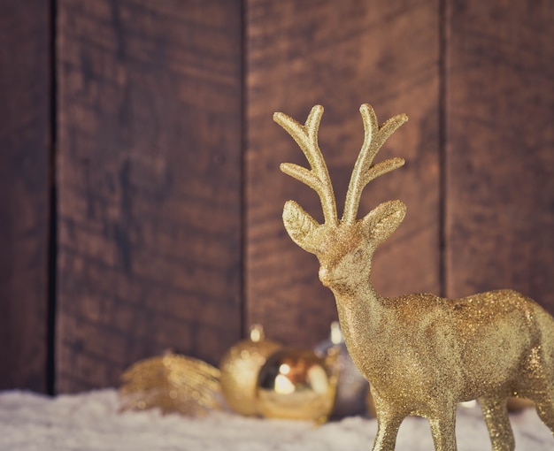 Natal, rena ouro, decoração, com, madeira, fundo