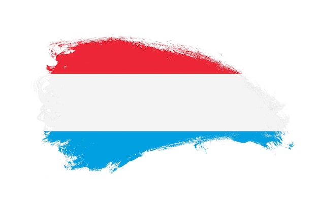 Nationalflagge Luxemburgs mit Strichpinsel auf isoliertem Weiß gemalt