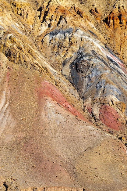 Natürliche bunte Textur im Altai-Gebirge Ort namens Mars 2 Altai Republic Bunte Hügel
