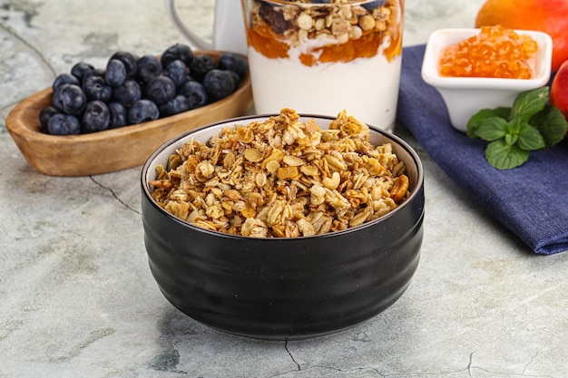 Natürliche Granola Mussel-Zerealien zum Frühstück