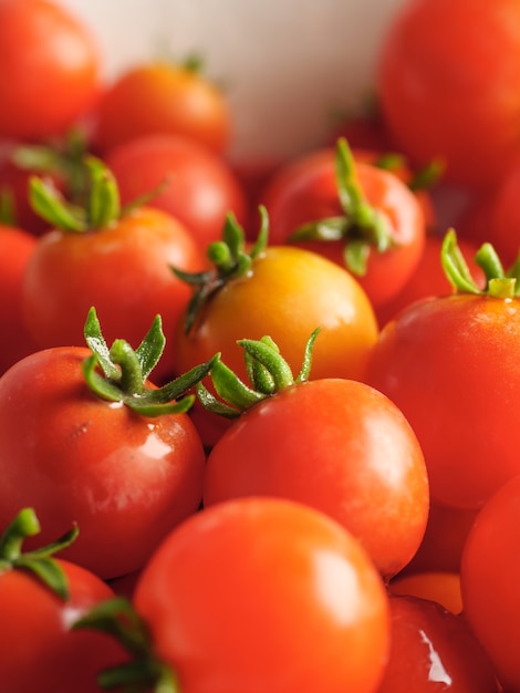 Natürlicher Hintergrund der Kirschtomaten.