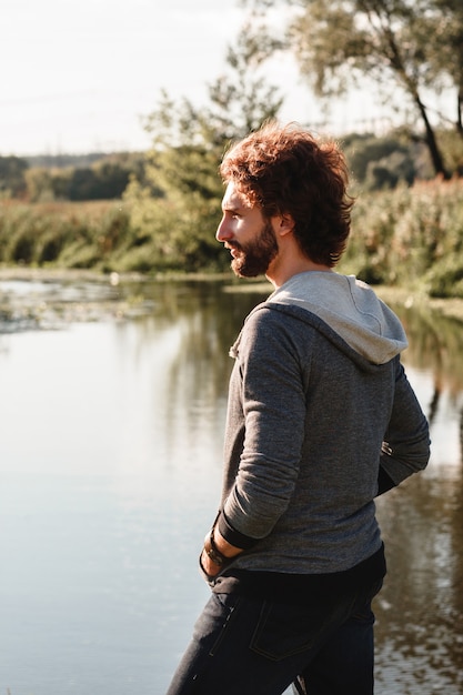 Natur Wasser Fluss Ruhe Befriedung Gedanken Relax Philosophie Konzept