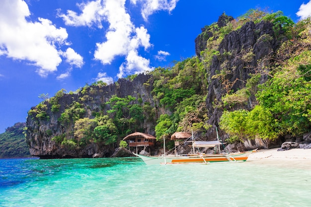 Foto naturaleza impresionante y playas de isla en isla de palawan