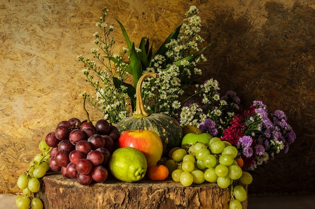 Naturaleza muerta con frutas.