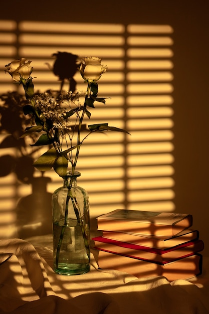 Natureza morta de Sant Jordi para o dia dos livros e das rosas