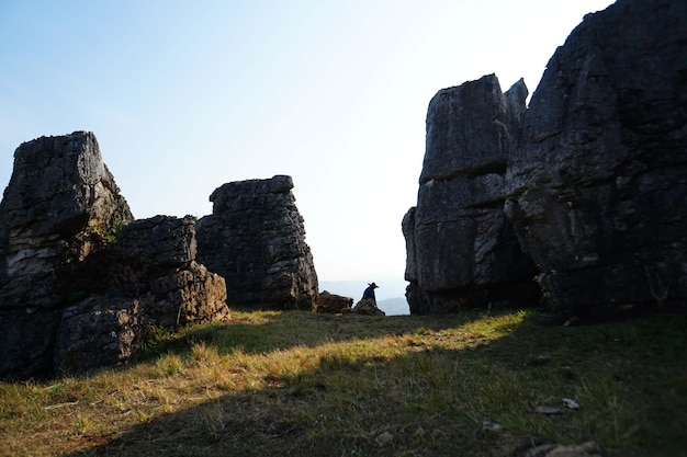 Natursteinlandschaft im Nachmittagshintergrund