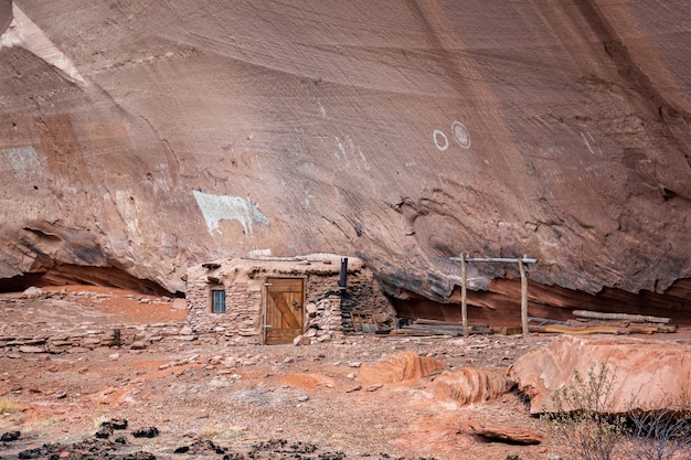 Navajo-Indianer-Malerei und Wohnen