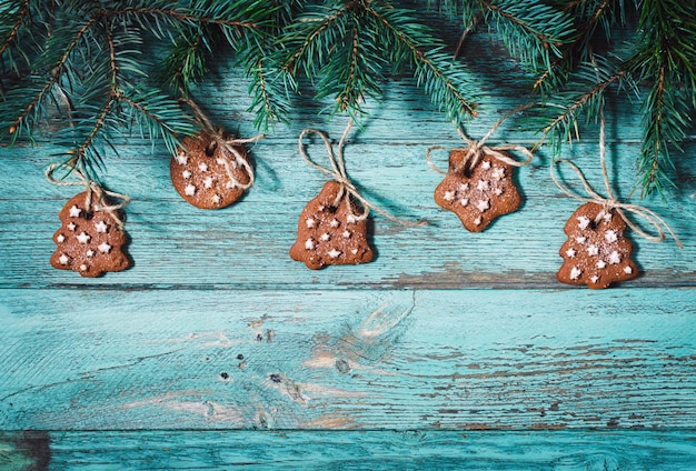 Navidad de madera con galletas.