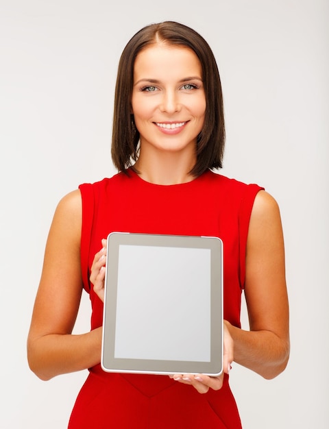 Navidad, Navidad, electrónica, concepto de gadget - mujer sonriente con tablet pc de pantalla en blanco