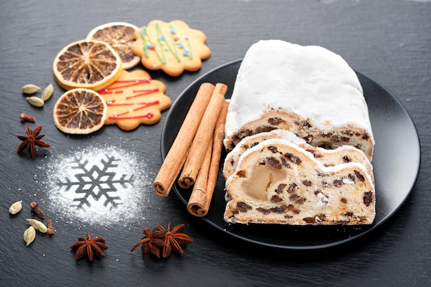 Navidad Stollen especias y galletas de jengibre