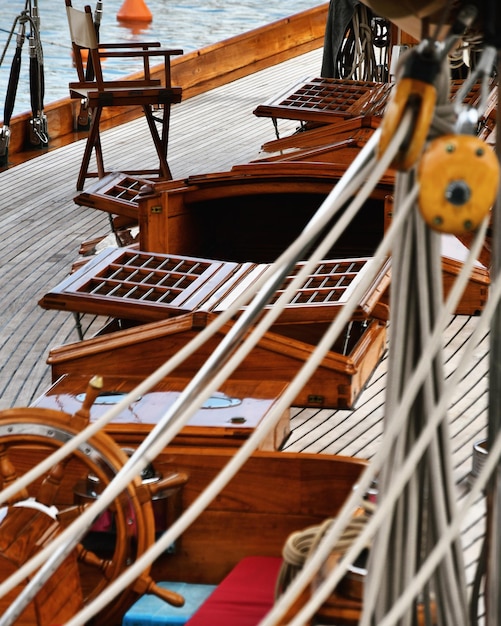 Foto navio a vela no mar