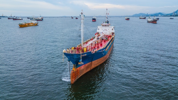 Navio petroleiro de vista aérea