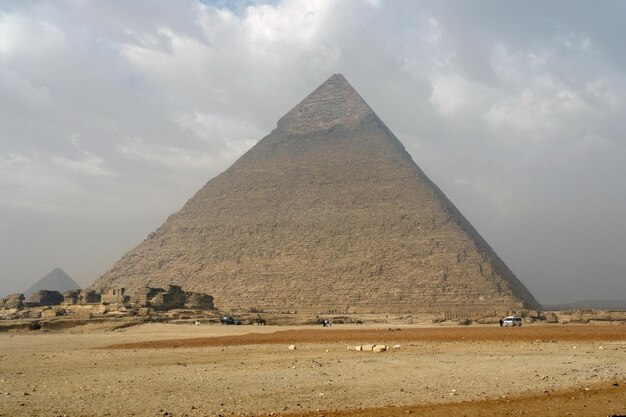 Foto la necrópolis de giza