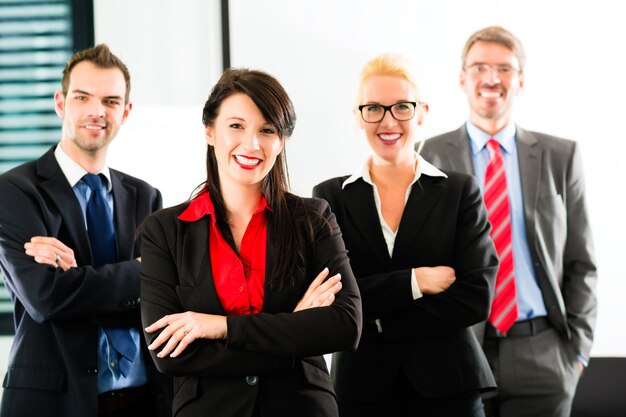 Foto negocios, grupo de empresarios en la oficina