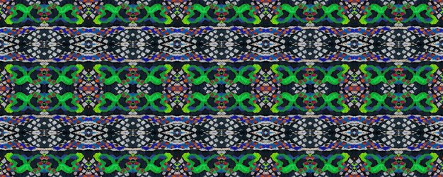 Foto negro, azul, verde aquarela desenho étnico. fundo de rombo de verão. padrão de trajes de banho geométricos vibrantes. padrão sem costura étnico. geossimétrico ikat rapport. textura aleatória de pele de cobra.