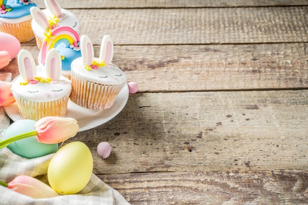 Nette hausgemachte Ostern Cupcakes