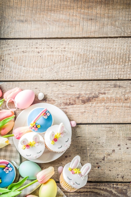 Nette hausgemachte Ostern Cupcakes