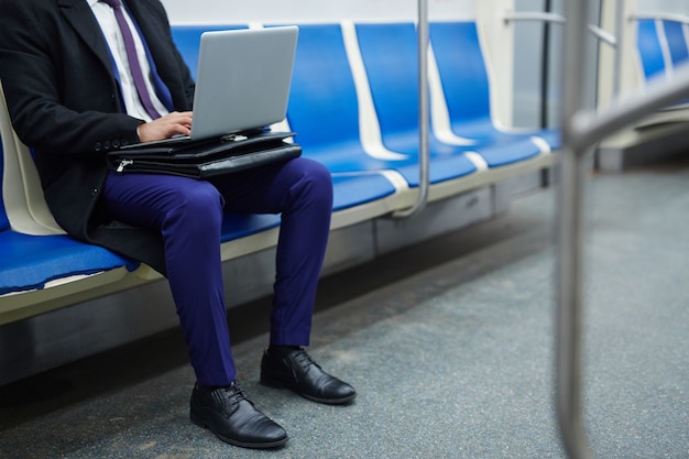 Netzwerk in der U-Bahn