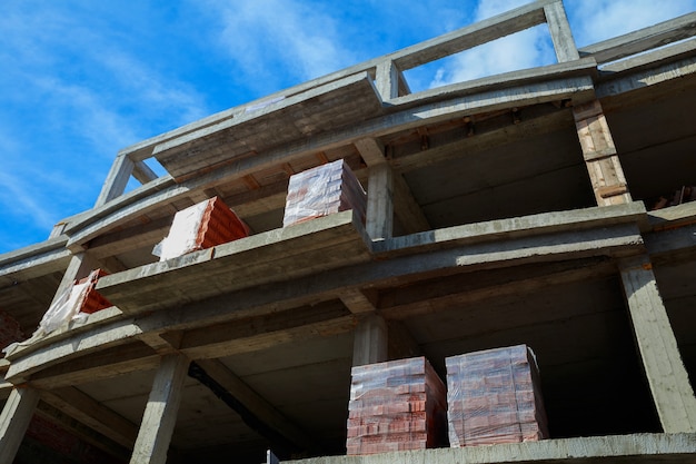 Neubau für den Bau eines Backsteinhauses