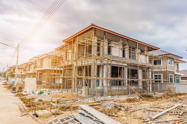 Neues Haus im Bau auf der Baustelle