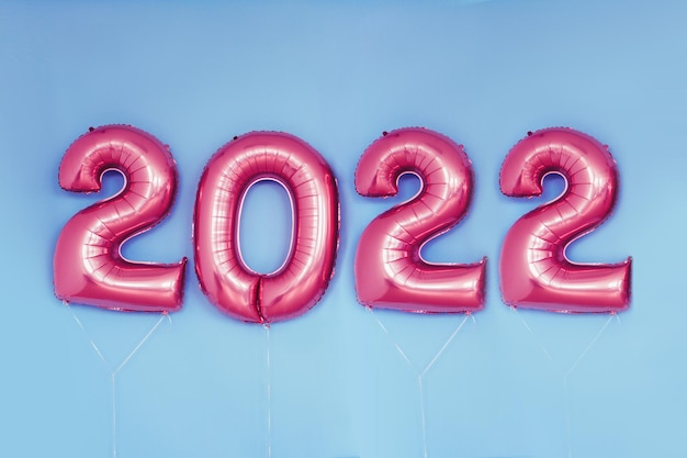 Neujahr 2022 Aufblasbare Figuren Zahlen Ballons. Feier, Feiertag.