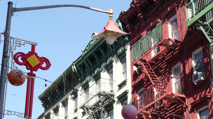 Foto new york city manhattan chinatown straße gebäude chinesische kultur little china ethnischer bezirk usa