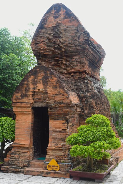 Nha Trang Vietnam 26 de mayo de 2022 Templo de Po Nagar en la ciudad de Nha Trang Vietnam