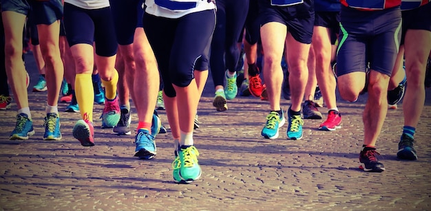Niedrigste Gruppe von Athleten, die einen Marathon auf der Straße laufen