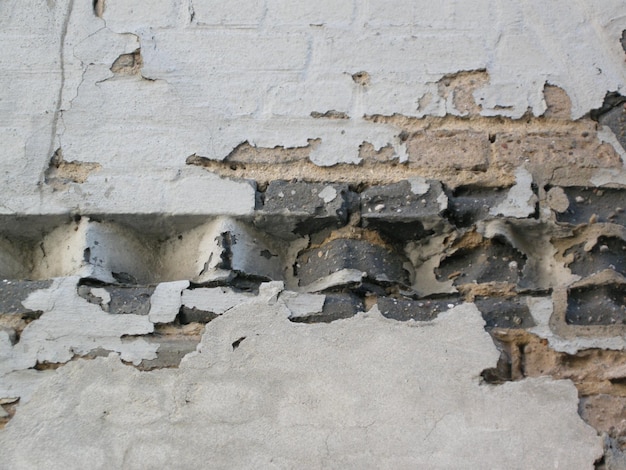 Niedrigwinkelansicht der verwitterten Wand