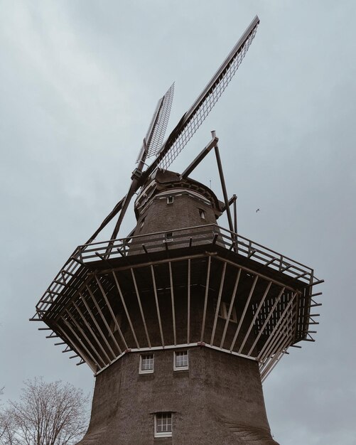 Foto niedrigwinkelansicht des gebäudes gegen den himmel