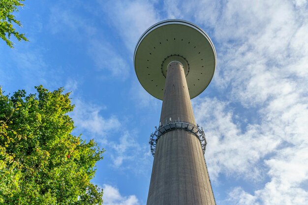 Foto niedrigwinkelansicht des gebäudes gegen den himmel