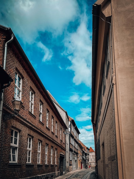 Foto niedrigwinkelansicht des gebäudes gegen den himmel