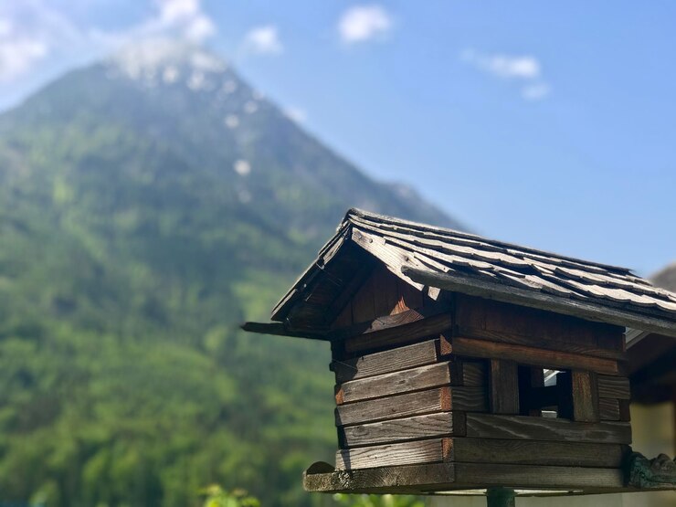 Foto niedrigwinkelansicht des hauses auf dem berg gegen den himmel