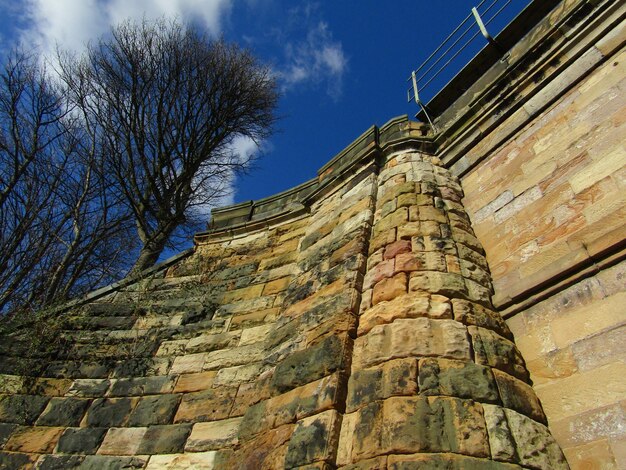 Foto niedrigwinkelansicht des historischen gebäudes gegen den himmel