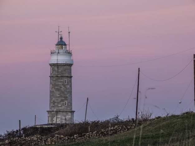 Foto niedrigwinkelansicht des leuchtturms gegen den himmel