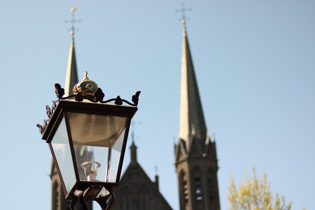 Foto niedrigwinkelansicht eines traditionellen gebäudes gegen den himmel