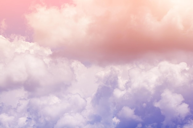 Niedrigwinkelansicht von Wolken am Himmel