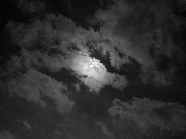 Niedrigwinkelansicht von Wolken am Himmel